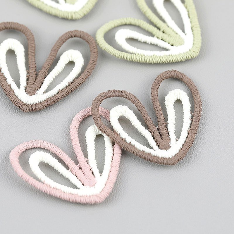 Embroidery On Socks - 20 قطعة من الرقع المطرزة اللطيفة