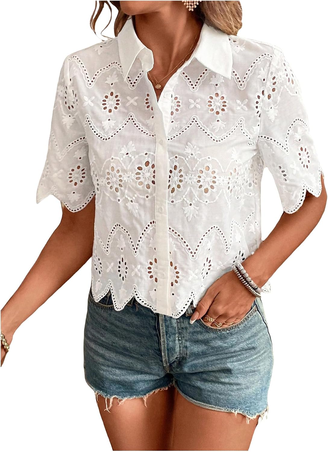 Embroidery Blouse - بلوزات نسائية بأكمام قصيرة وياقة وأزرار