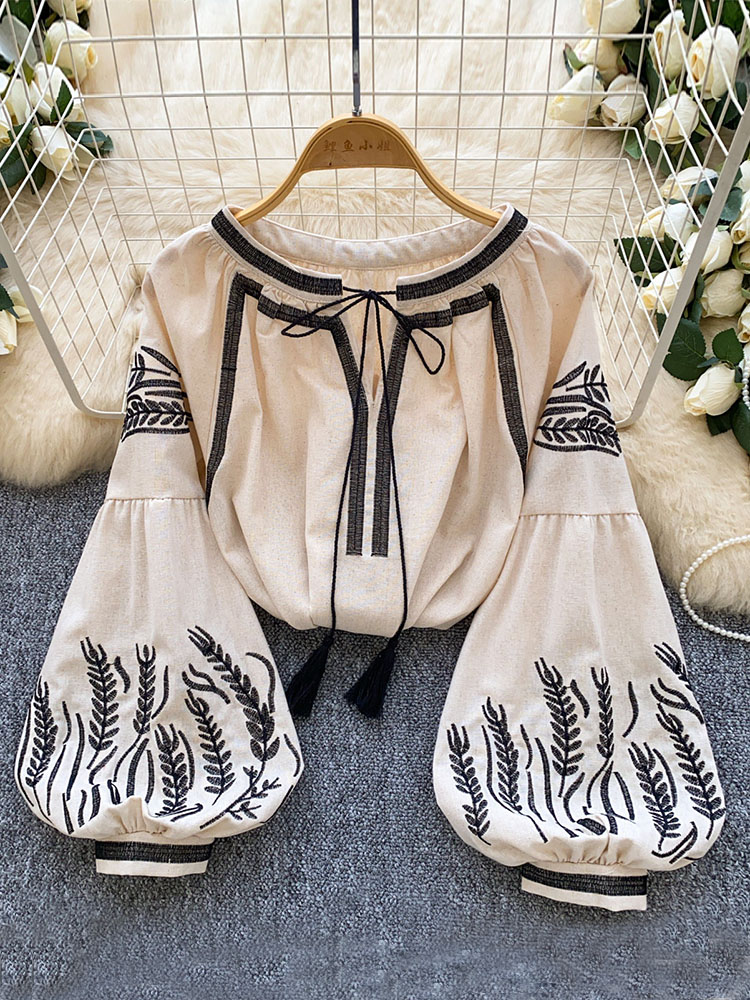 Embroidery Blouse - بلوزة نسائية بوهيمية الطراز مطرزة بأكمام