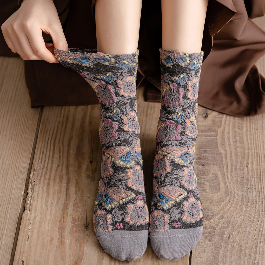 الأزهار التطريز المرأة الجوارب - مراجعة Embroidery On Socks وسعره