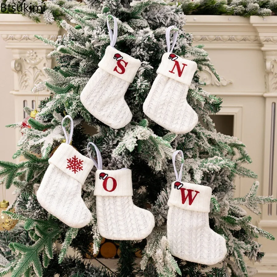 جوارب محبوكة مطرزة برسائل عيد  - مراجعة Embroidery Xmas Ornaments وسعره