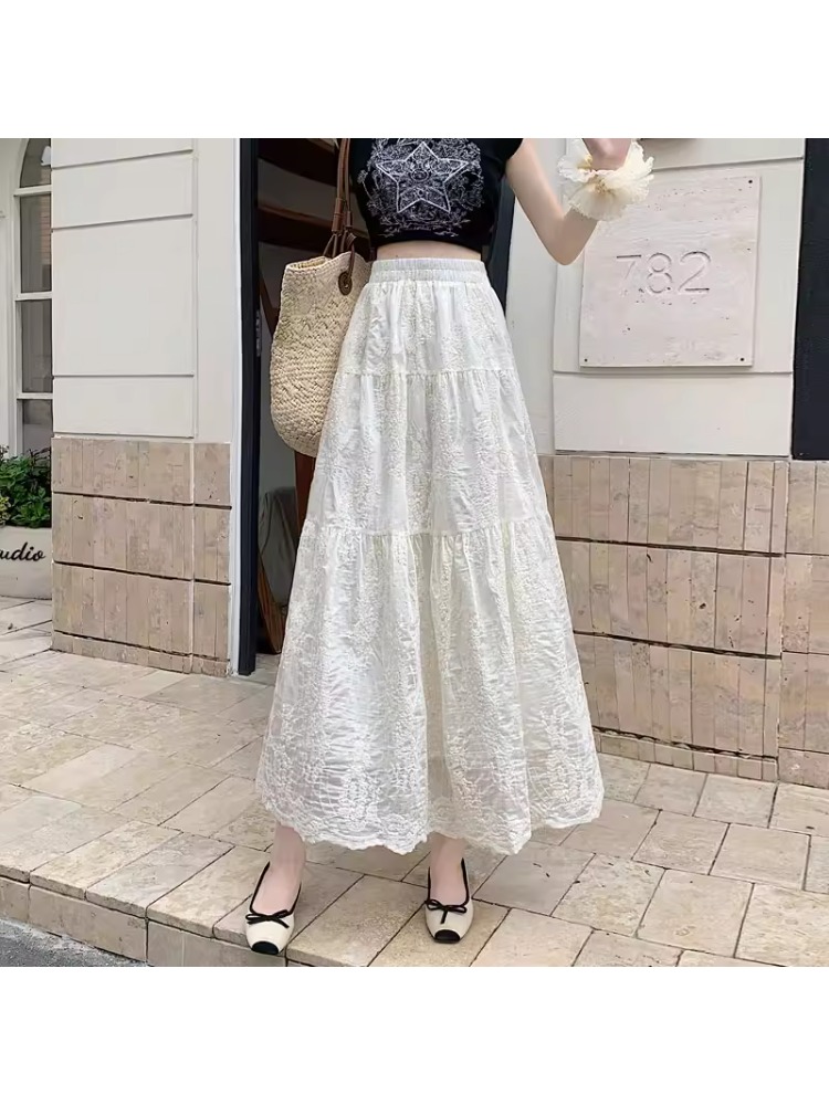 تنورة نسائية بخصر مرتفع وقصة A - مراجعة Embroidery Effect وسعره